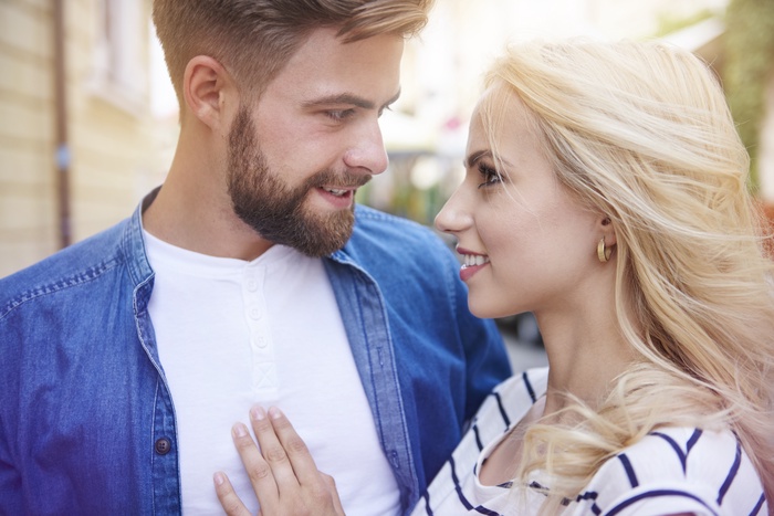Elite Singles Dating in Torquay, England