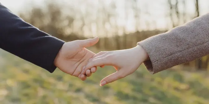 Dating Foreigners: Build a Strong Cross-Cultural Relationship